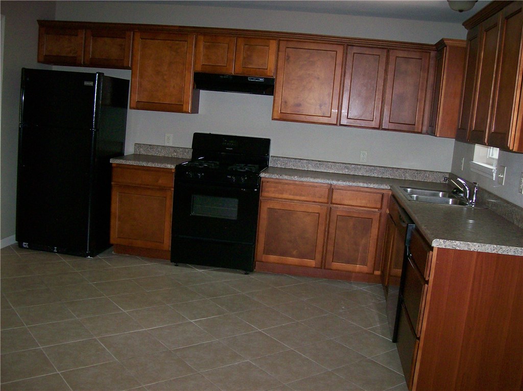 C E Elliff Sub Siloam Spgs - Residential