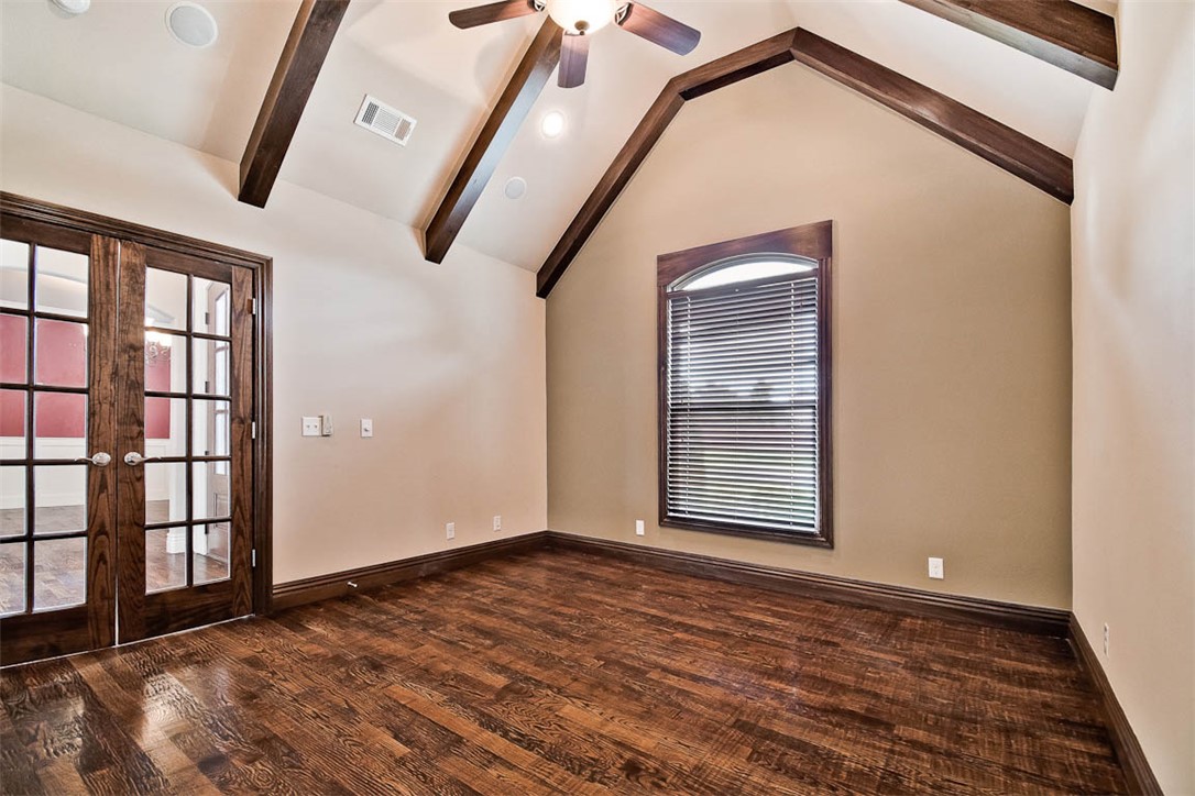 Oak Tree - Residential