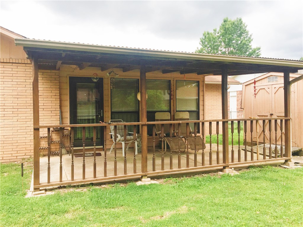 Rolling Oaks Sub Unit 3 Rogers - Residential