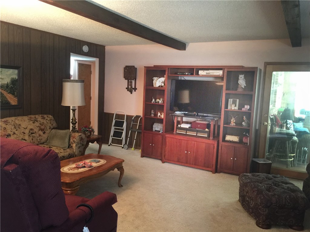 Rolling Oaks Sub Unit 3 Rogers - Residential