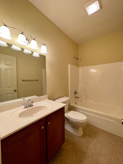 Crofton Manor Sub - Residential Lease
