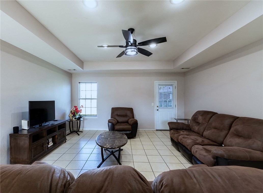 Chanel Court Add Siloam Spgs - Residential