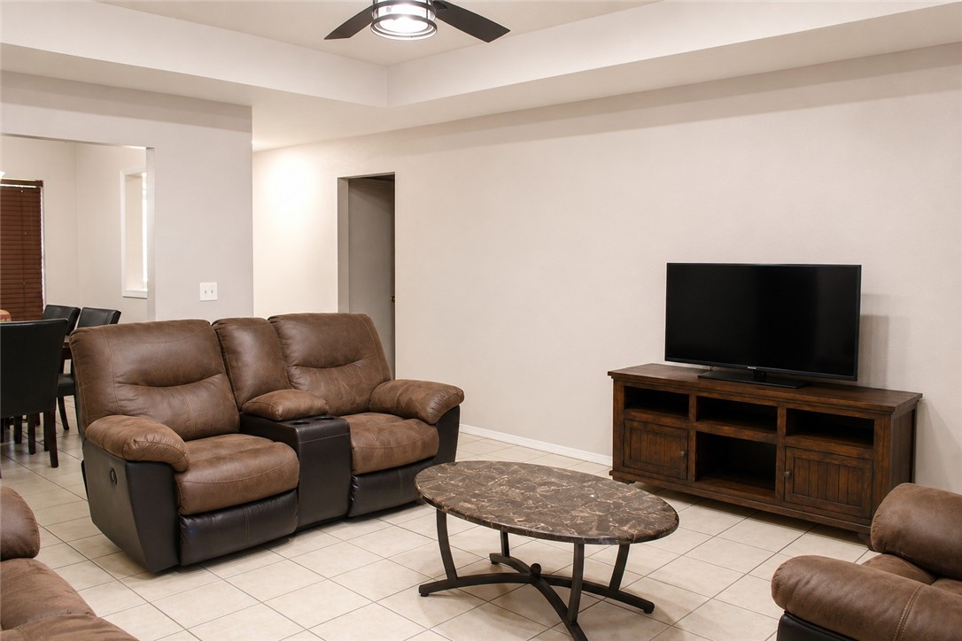 Chanel Court Add Siloam Spgs - Residential