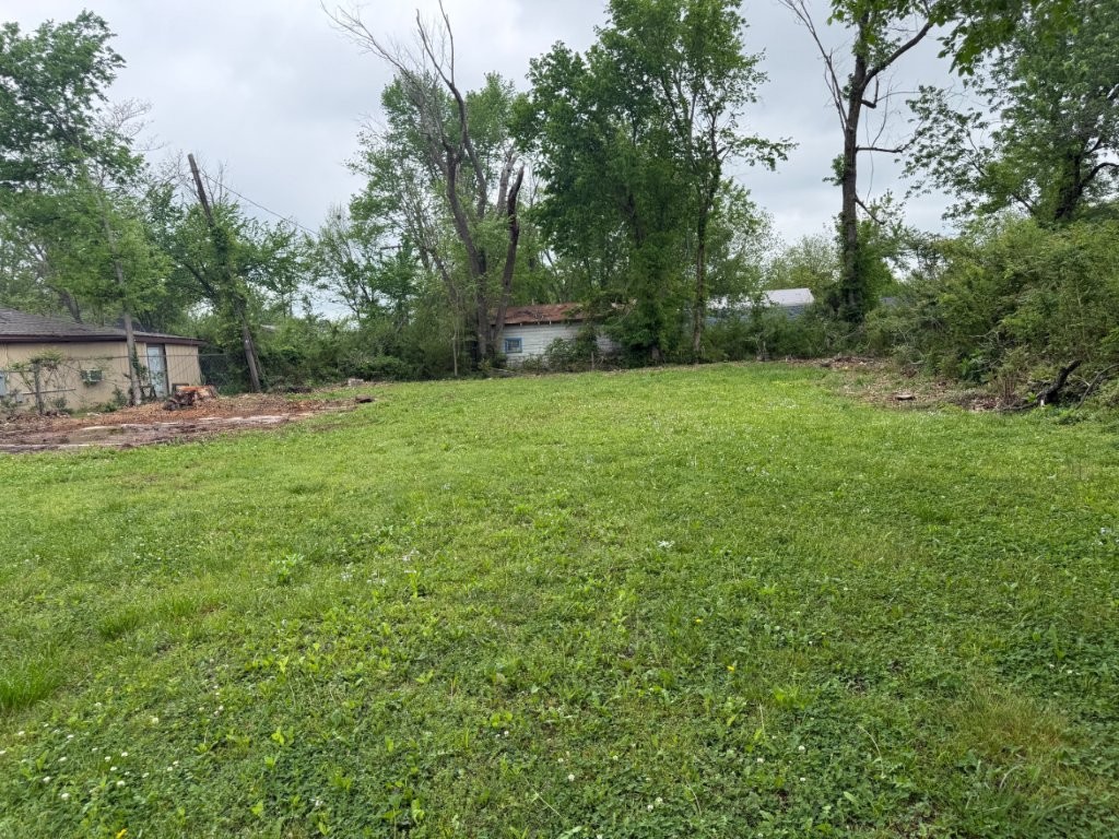 Great opportunity to own a flat buildable lot ready for development within walking distance to Downtown Rogers! Near coffee shops, dining, shopping, grocery, Lake Atalanta Park, and entertainment! Development potential for a multi-family project. Utilities at street. Currently zoned as T4.1, Neighborhood Medium-Intensity. Duplex, Triplex or Fourplex are possible.