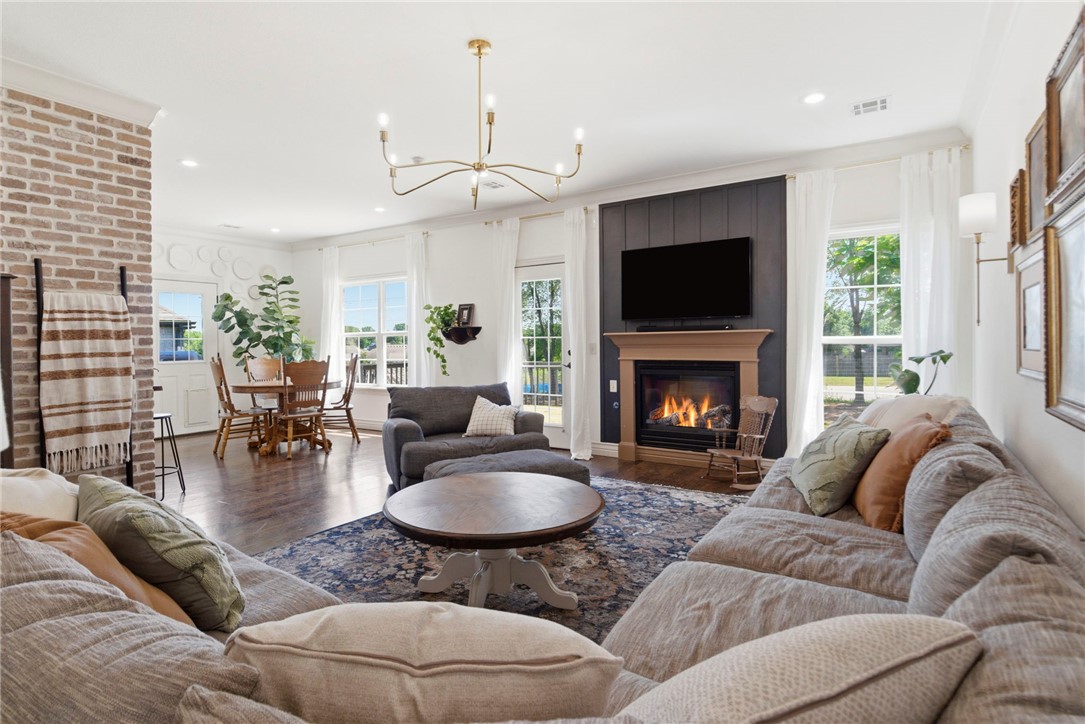 Rare find! North-facing 5 bed, 2.5 bath home in North Fork offering 2,748 sq ft at just $182/sq ft. Move-in ready with updated fixtures and a brand new oversized deck surrounded by mature trees. Flexible 5th bedroom (with closet/window) works as bonus, office, or media room. Well maintained throughout. Refrigerator, washer, and dryer convey. Exceptional space and value at this price point—don’t miss it!  1-year home warranty conveys.