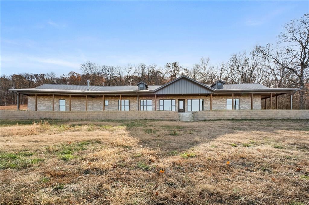 10 Acres + Sunset Views + Shops + Pond Escape to peaceful country living with this rare rental opportunity! Nestled on 10 beautiful acres, this spacious Delton 2020 home offers stunning sunset views and plenty of room to spread out. Inside, you’ll find a large, well-maintained home with modern finishes, perfect for relaxing or entertaining. Outside, enjoy fishing or unwinding by your private pond, and take full advantage of the two huge insulated shops—ideal for storage, hobbies, or a home-based business. Property Highlights: • 3 bed | 2 bath (or adjust as needed) • Two massive insulated shops • Delton 2020 model with a modern, open floor plan • Gorgeous sunset views • 10 private acres with open space and mature trees • Pond on property • Peaceful, private setting This one won’t last long—perfect for someone needing space, storage, and serenity.