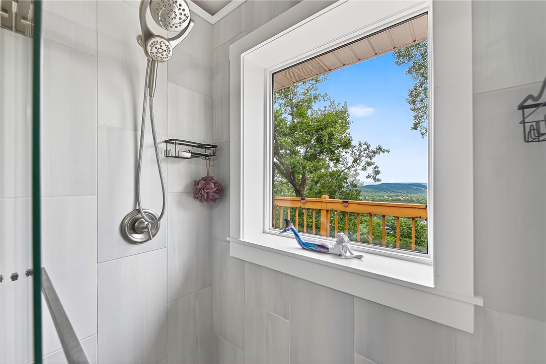 Unit 6 Holiday Island - Residential