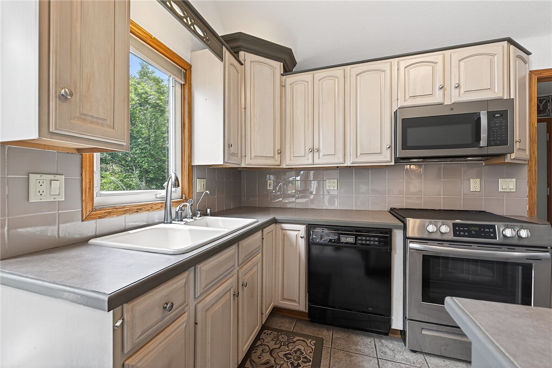 Unit 6 Holiday Island - Residential