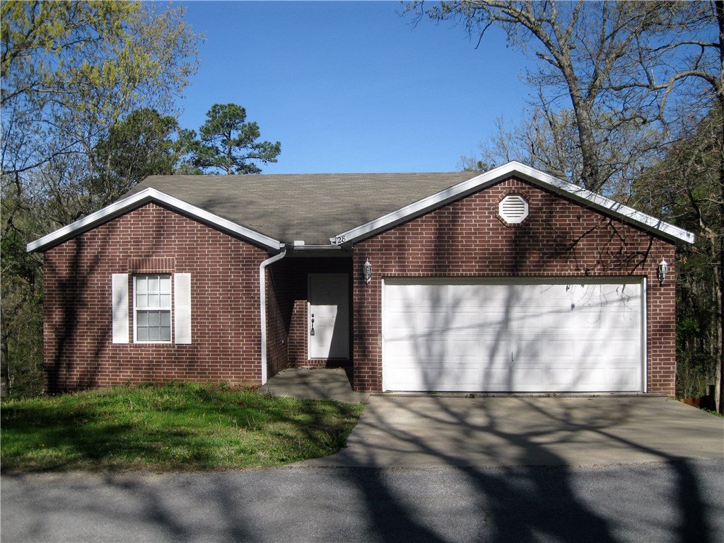 Beautiful home in the Leicester Subdivision, Features include 3 bedrooms. 2 full baths, New Carpet just installed !! Wide open and spacious living room with formal/informal dining, 9 foot ceilings large kitchen and lots of cabinets. Spacious bedrooms. Nice open back deck overlooks woods and common property. Level driveway.
