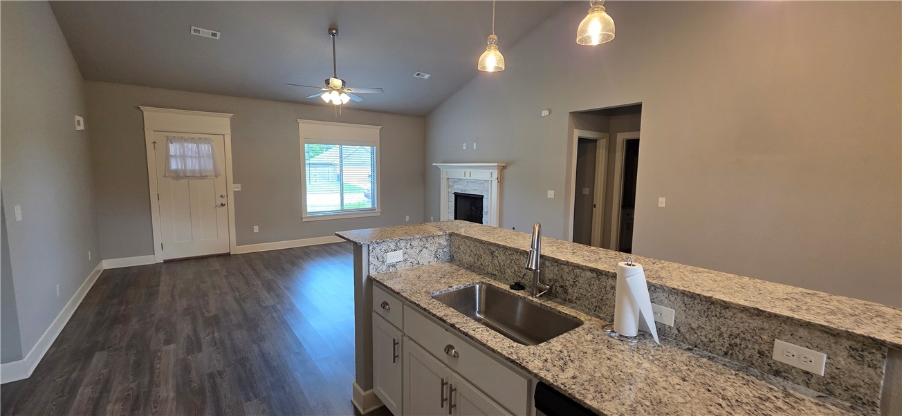 Belle Meade Sub Ph 4 - Residential Lease