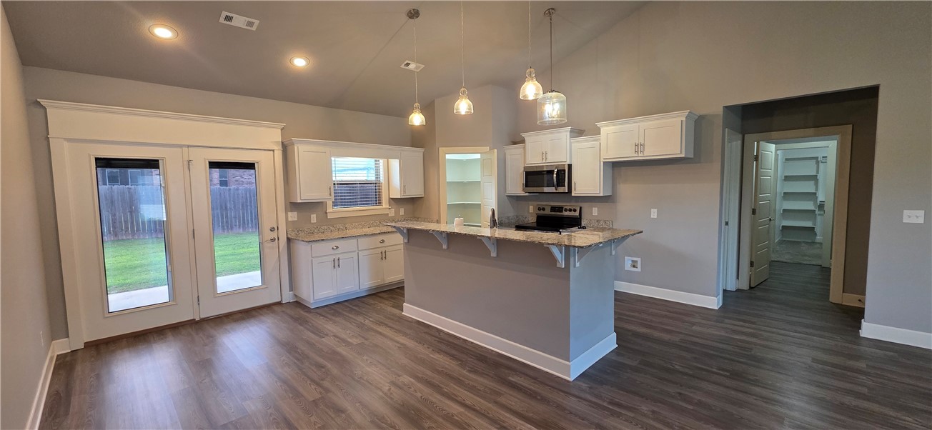 Belle Meade Sub Ph 4 - Residential Lease