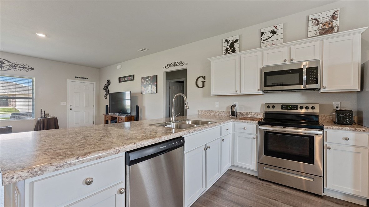 Walnut Hill Sub Ph Il Pea Ridge - Residential