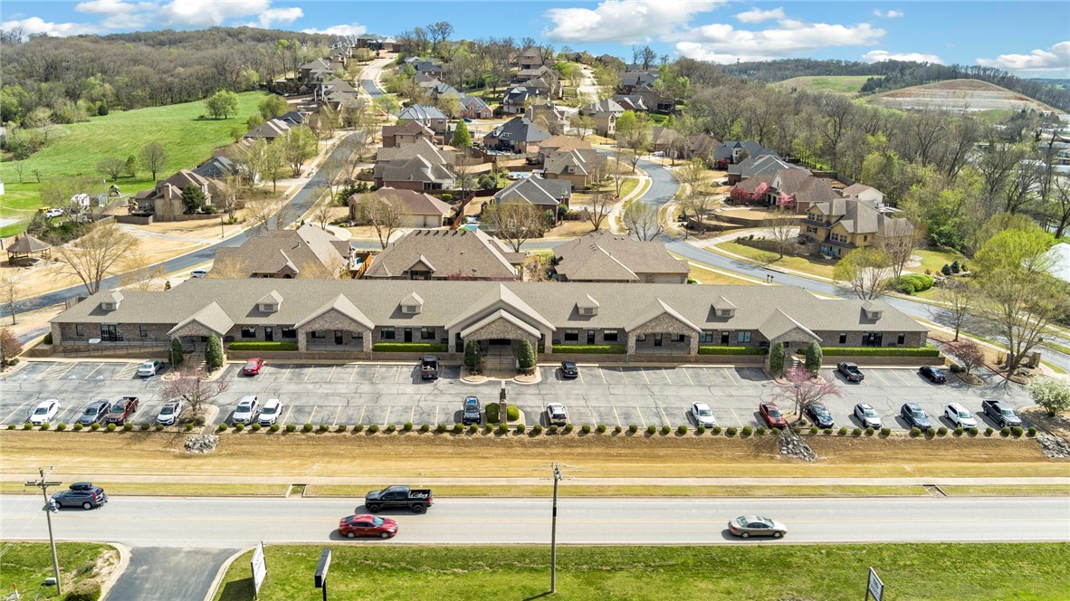 Creekstone Plaza former salon space available. 1,200 SF. $2,400 / month + Electric. Modified Gross Lease: Landlord pays Water, Trash, CAM, Sewer, Insurance, Taxes. High quality construction and finishes. Located on McNelly Rd close to Lowe’s, Walgreens, McDonald’s, Starbucks. Good visibility and parking. 
Agent Owned.