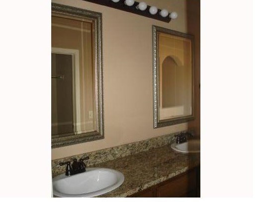 Sienna At Coopers Farm Ph Iicenterton - Residential Lease