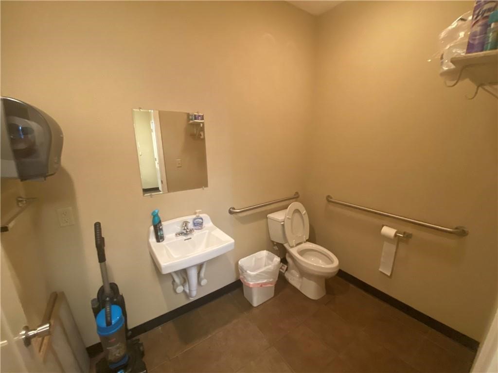 County Court - Commercial Lease