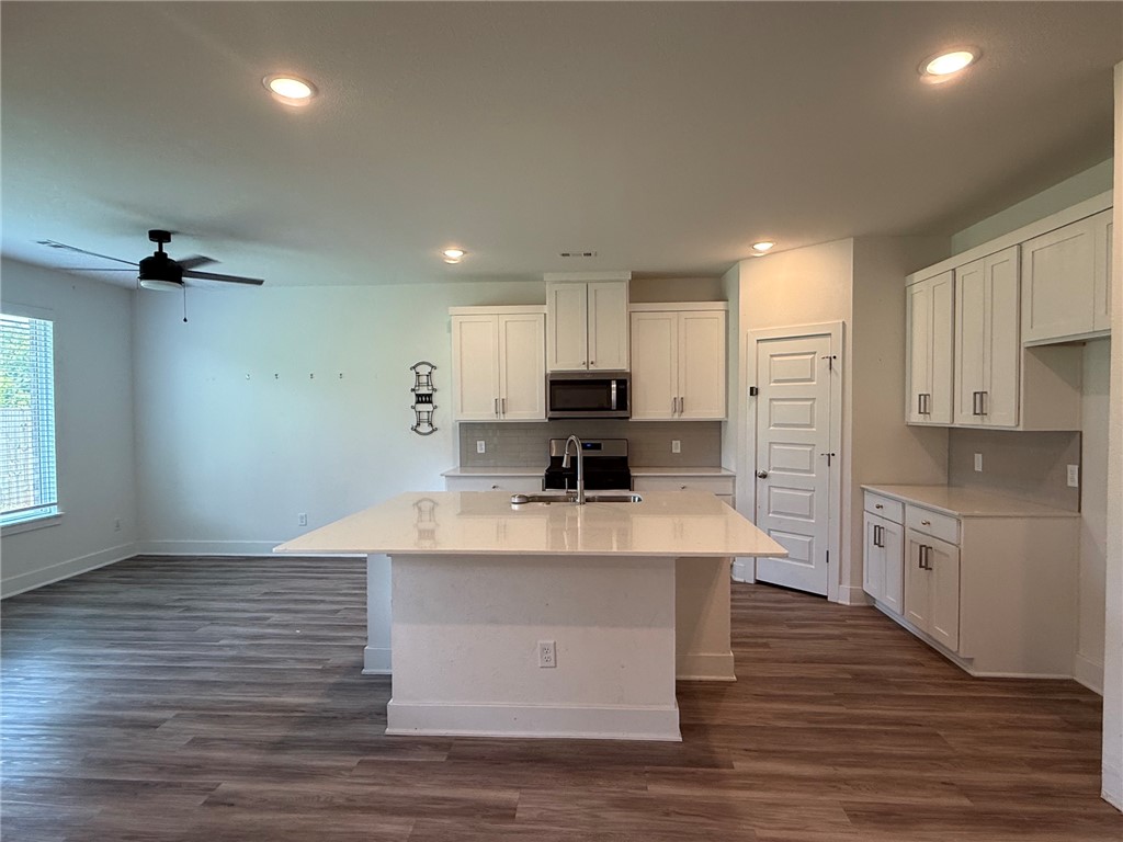 SEDONA ROSE SUB PH II-PEA RIDGE - Residential