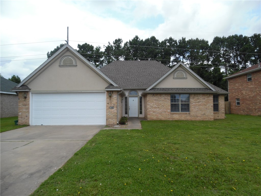 A great 4 bedroom, 2 bathroom home that has been recently updated with fresh paint and new carpeting.  This home is in a nice neighborhood close to schools, shopping and dining.  Home has a newer roof and gutters.  This home is move in ready and would make a perfect family home.  Seller is offering an appliance allowance with an acceptable offer. Very private back yard that faces a wooded tree line.