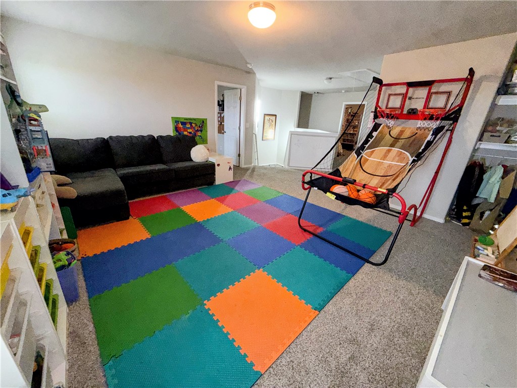 Lakewood Sub Ph Vi Lowell - Residential