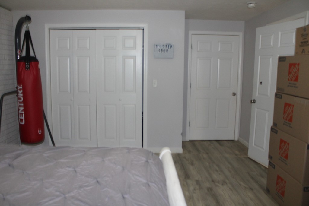 n / a - Residential