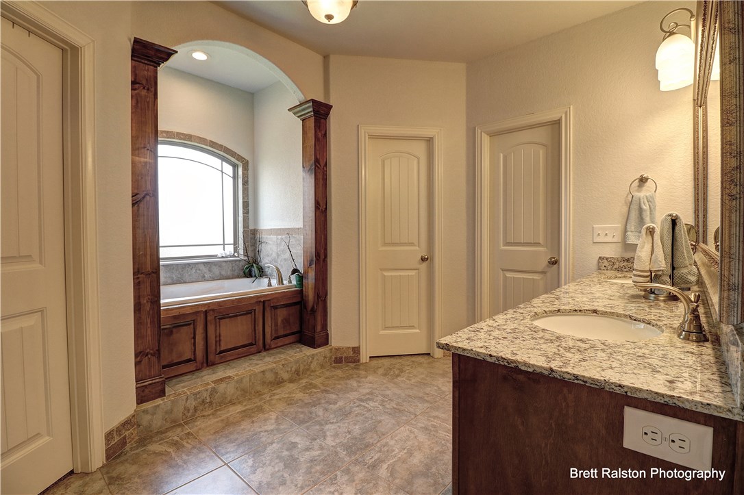 Iveys Ph I, The Rogers - Residential