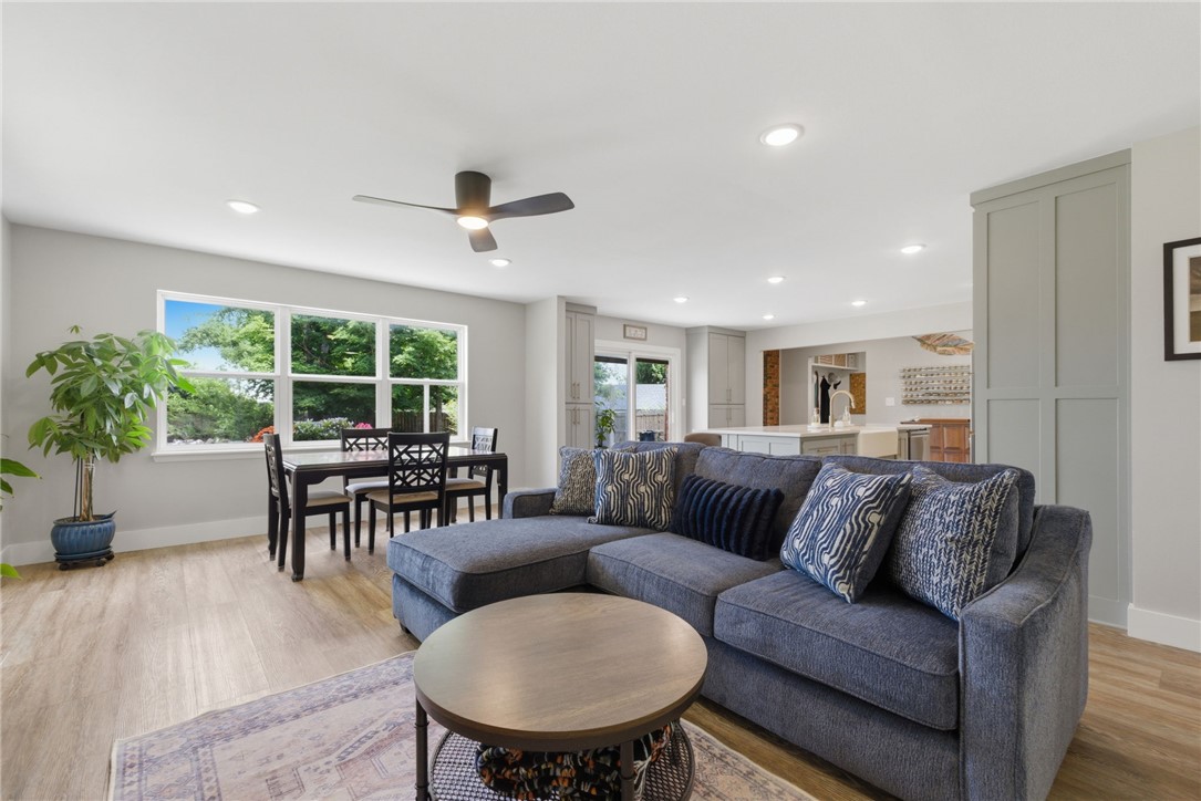 Westwood Hills Rogers - Residential