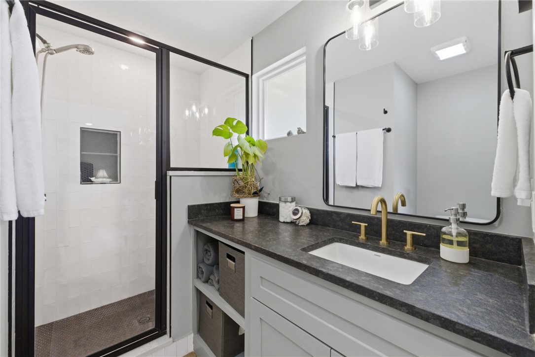Westwood Hills Rogers - Residential