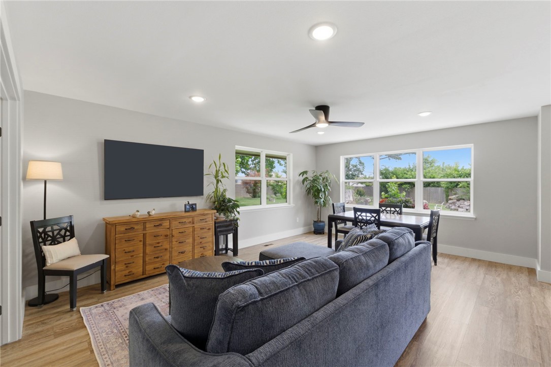 Westwood Hills Rogers - Residential