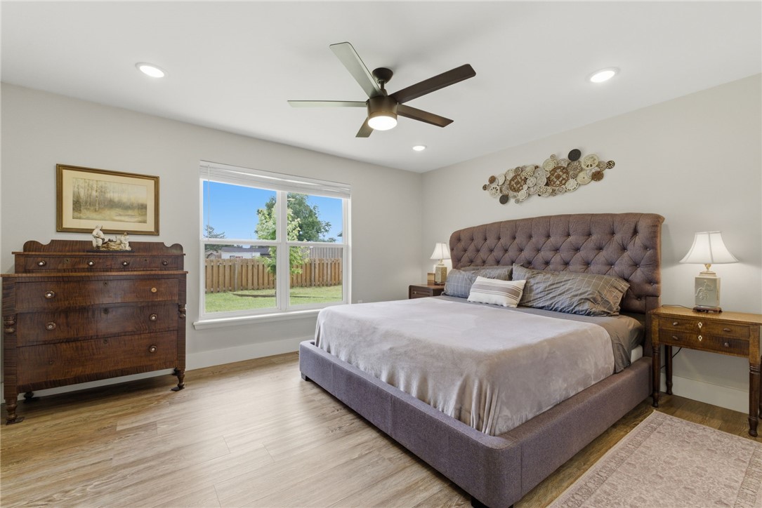 Westwood Hills Rogers - Residential