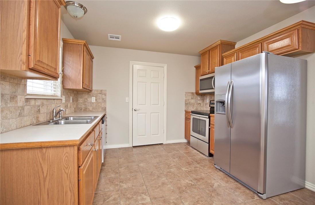Centerpoint Sub Ph 8 Centerton - Residential Lease