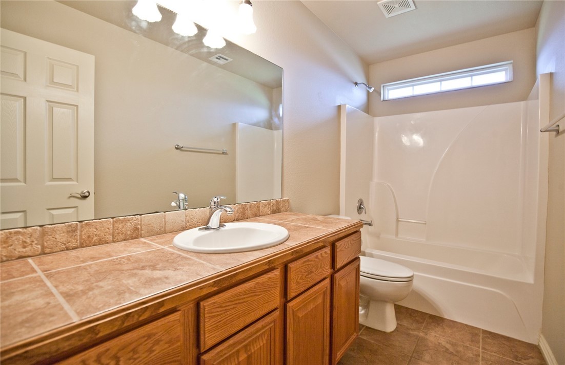 Centerpoint Sub Ph 8 Centerton - Residential Lease