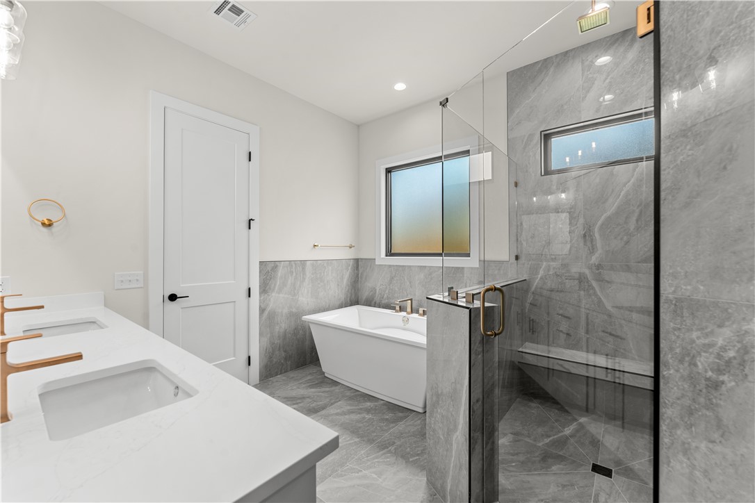 Aurora Heartbeat - Residential