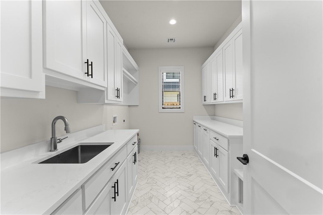 Aurora Heartbeat - Residential