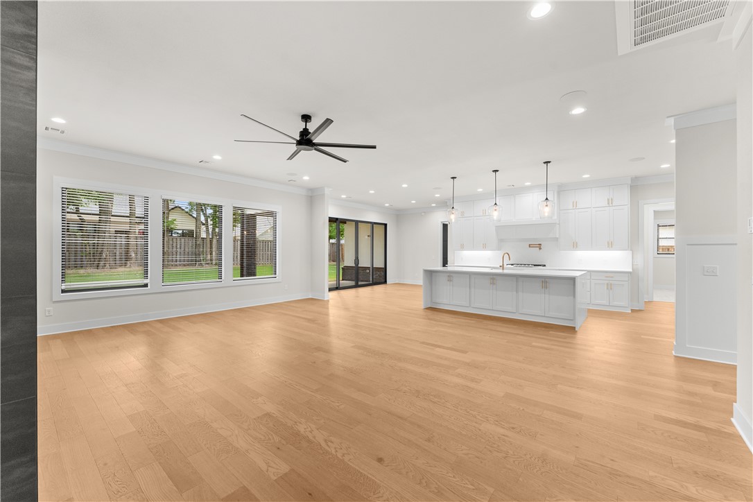 Aurora Heartbeat - Residential