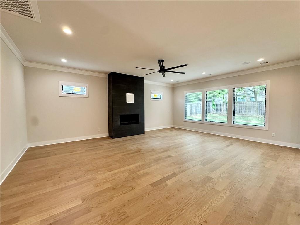 Aurora Heartbeat - Residential