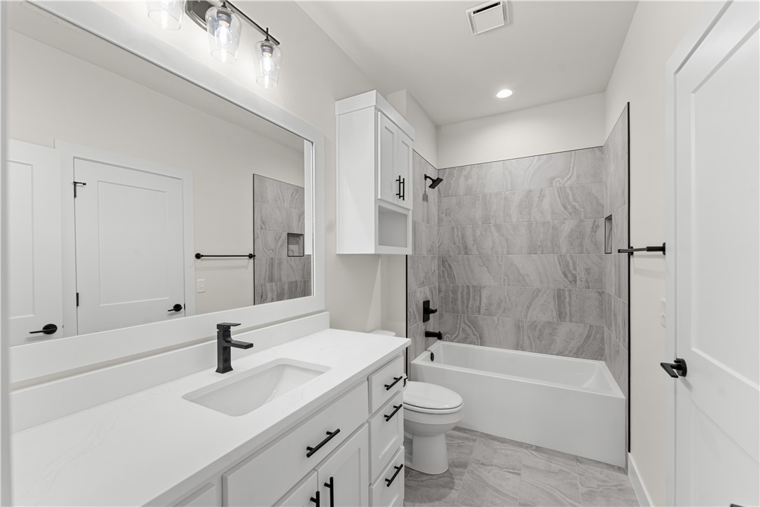 Aurora Heartbeat - Residential