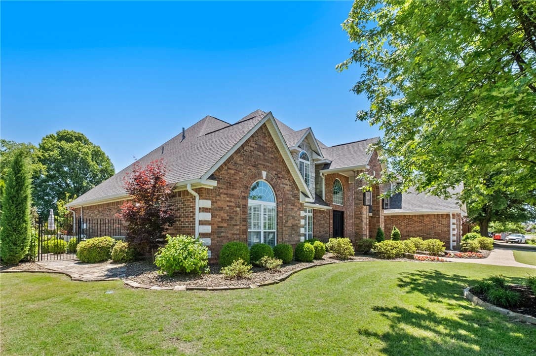 Pinnacle - Residential