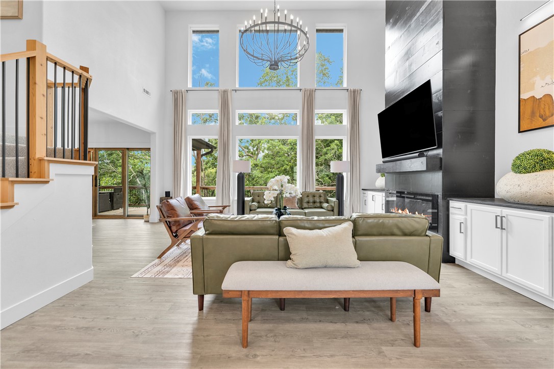 Estates of Lakeway - Residential