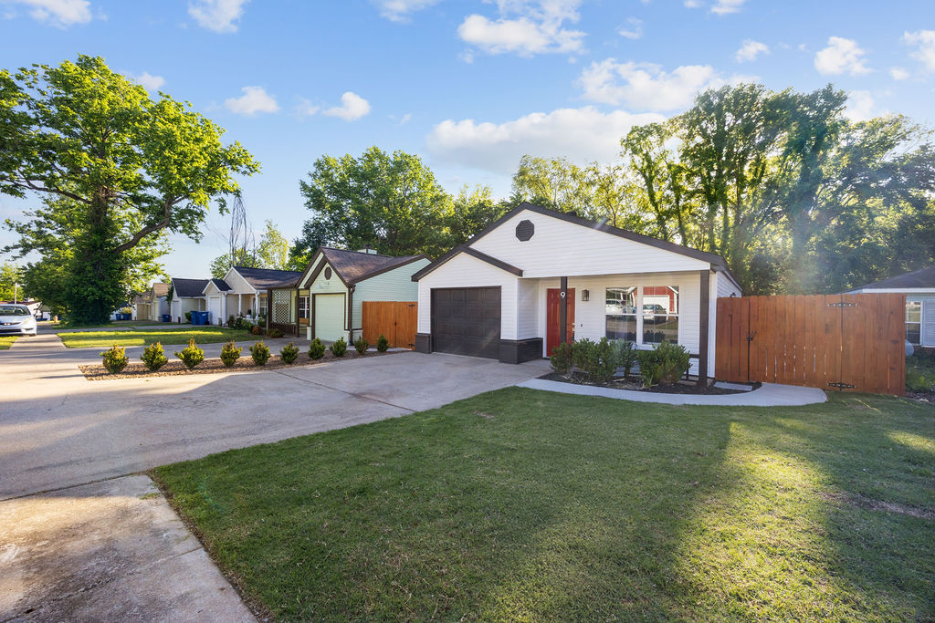 Brookhollow Park Sub Bentonville - Residential