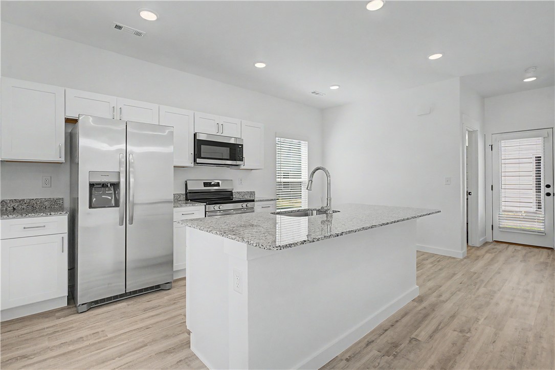 FEATHERSTON WEST SUB PH 1-CENTERTON - Residential