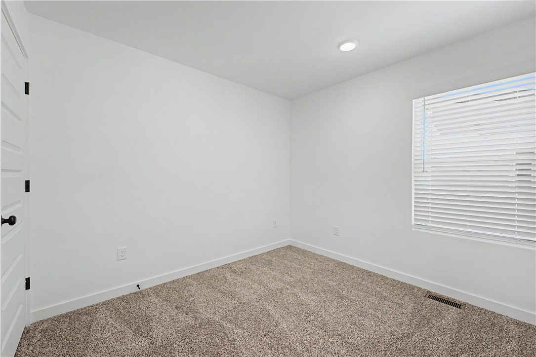 FEATHERSTON WEST SUB PH 1-CENTERTON - Residential