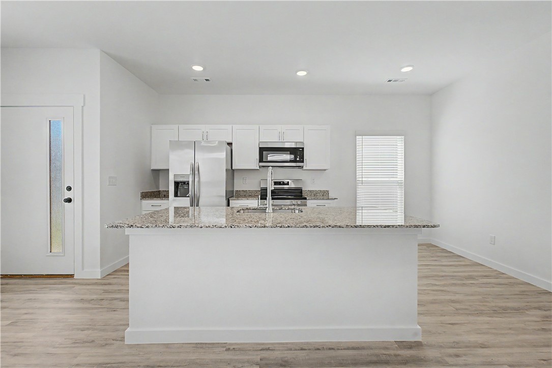 FEATHERSTON WEST SUB PH 1-CENTERTON - Residential