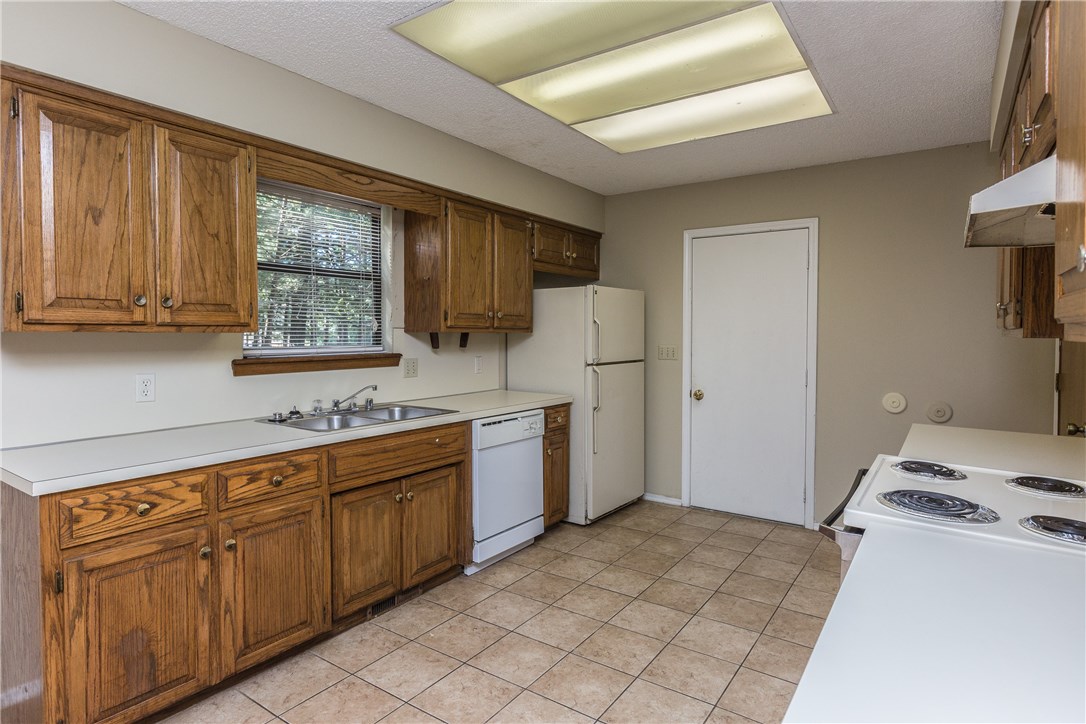 Brophy Add - Residential Lease