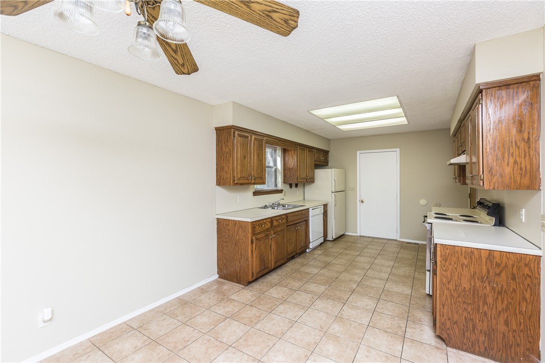 Brophy Add - Residential Lease