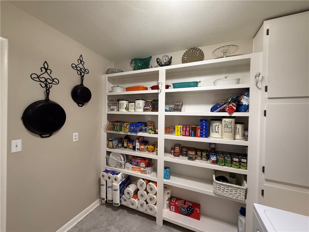 Lynn Estates Springdale - Residential