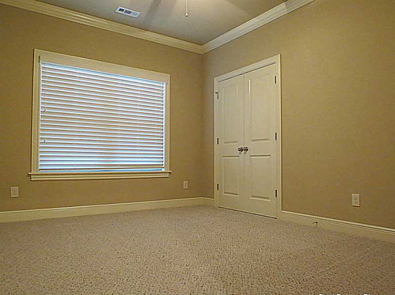 Shadow Valley - Residential Lease