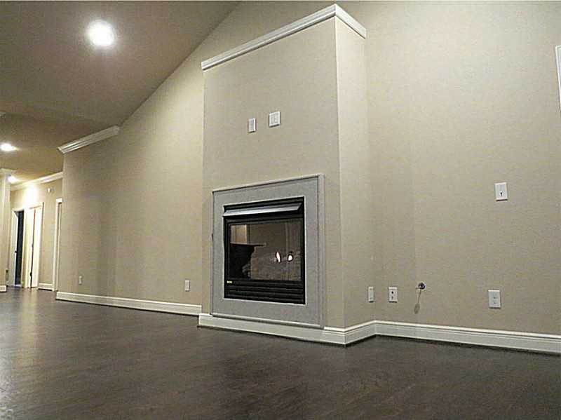 Shadow Valley - Residential Lease