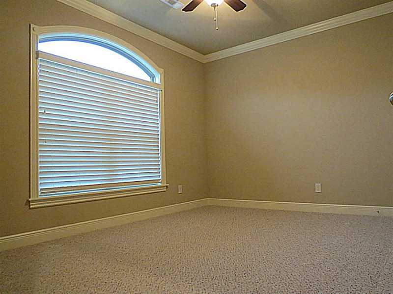 Shadow Valley - Residential Lease