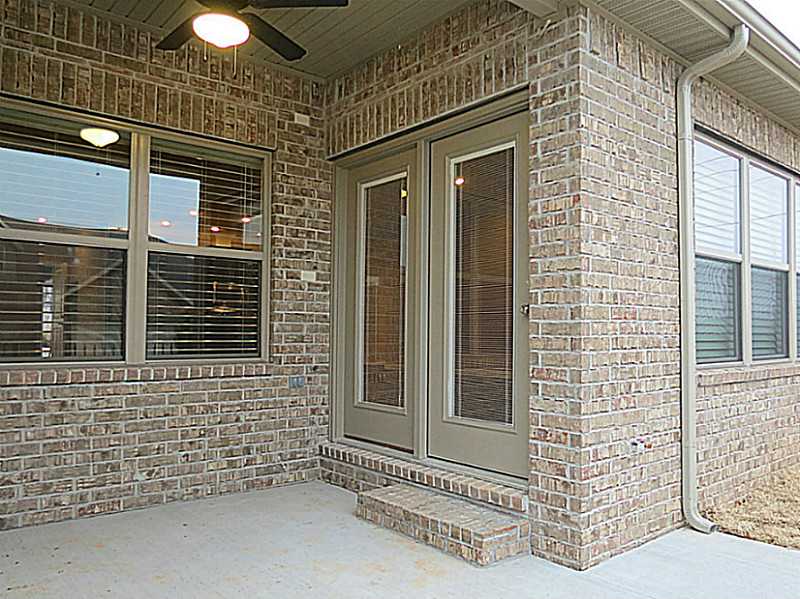 Shadow Valley - Residential Lease