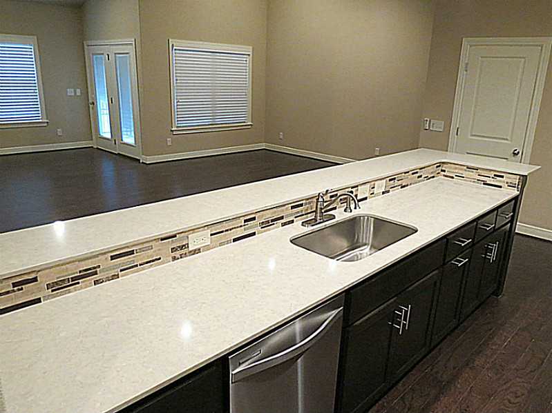 Shadow Valley - Residential Lease