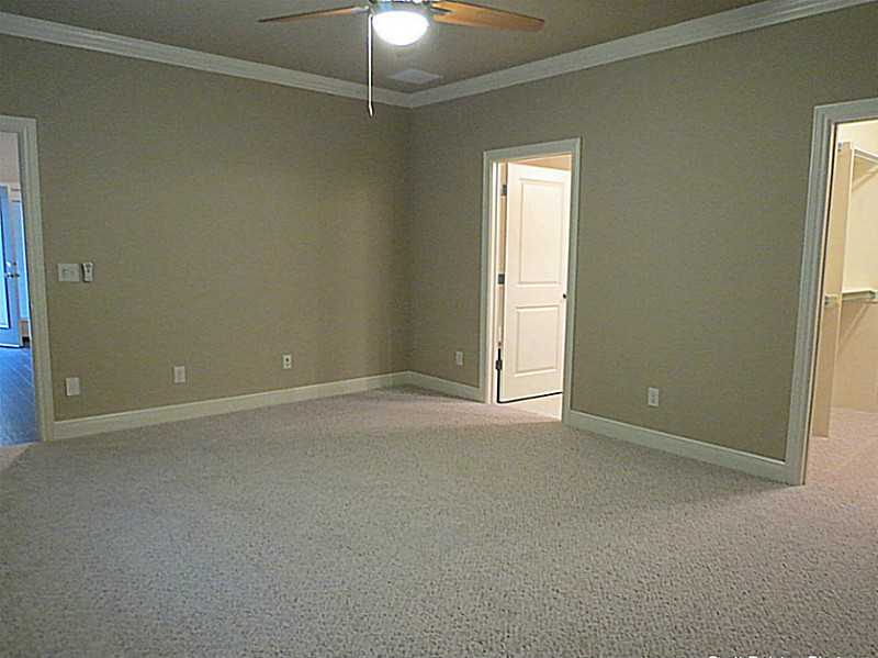 Shadow Valley - Residential Lease
